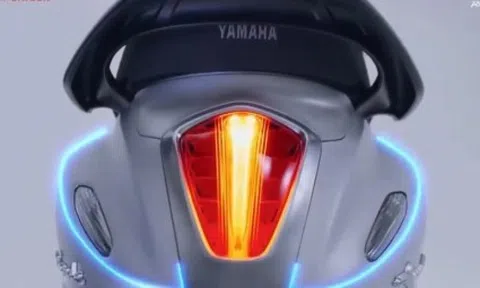 "Kỳ phùng địch thủ" của xe máy Honda Vision chính thức mở bán: Giá bán cực "hạt dẻ"