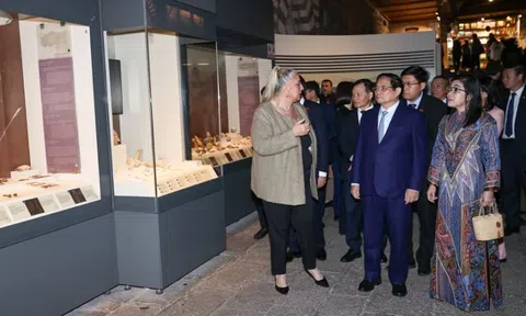 Thủ tướng Phạm Minh Chính tham quan bảo tàng các nền văn minh ở Thổ Nhĩ Kỳ